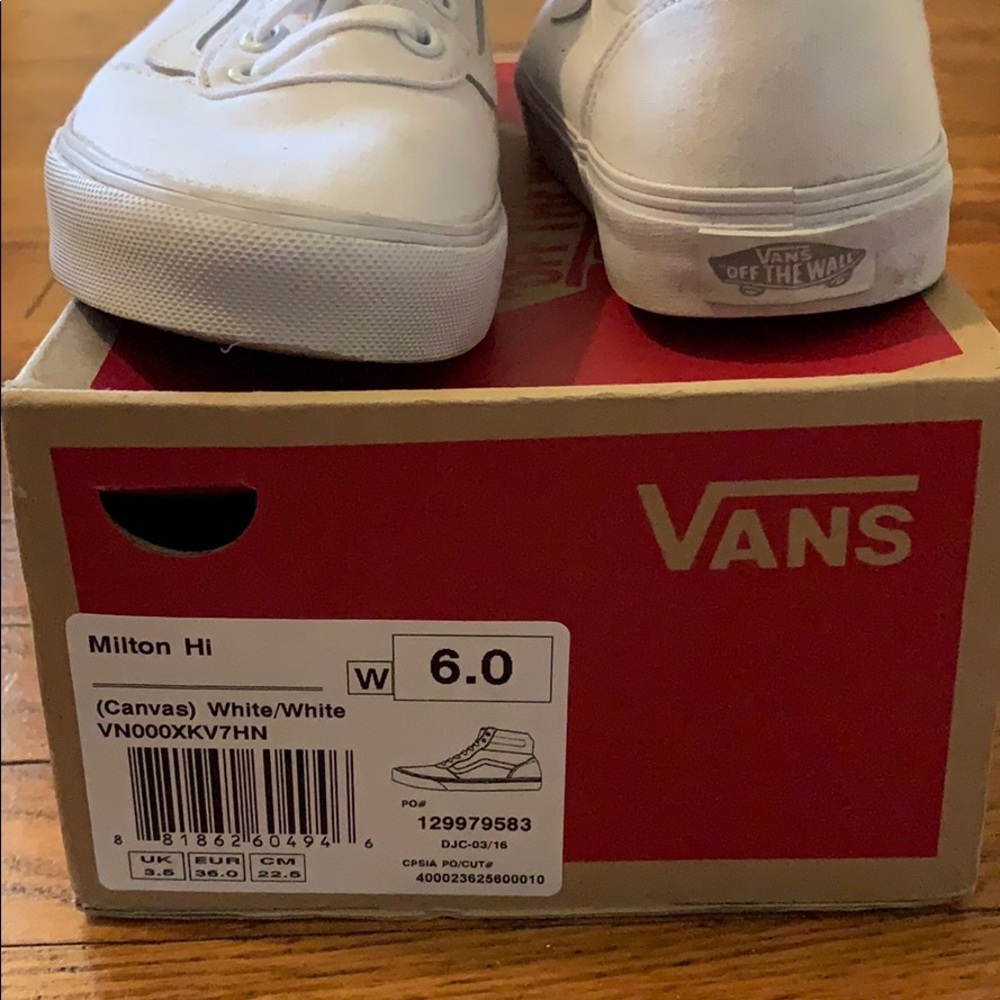 Vans - Picture 3 of 3